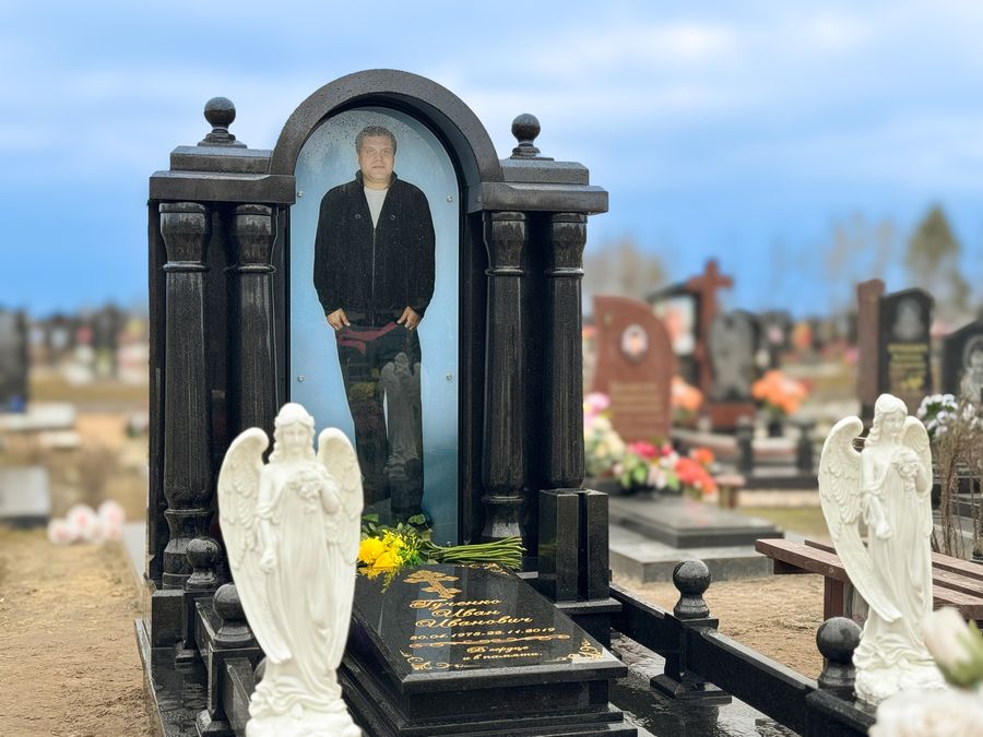 Заказать памятник в Кобрине